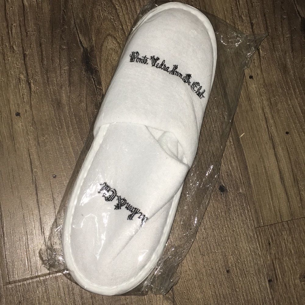 Ponte Vedra Inn & Club Slipper slide shoes sandals